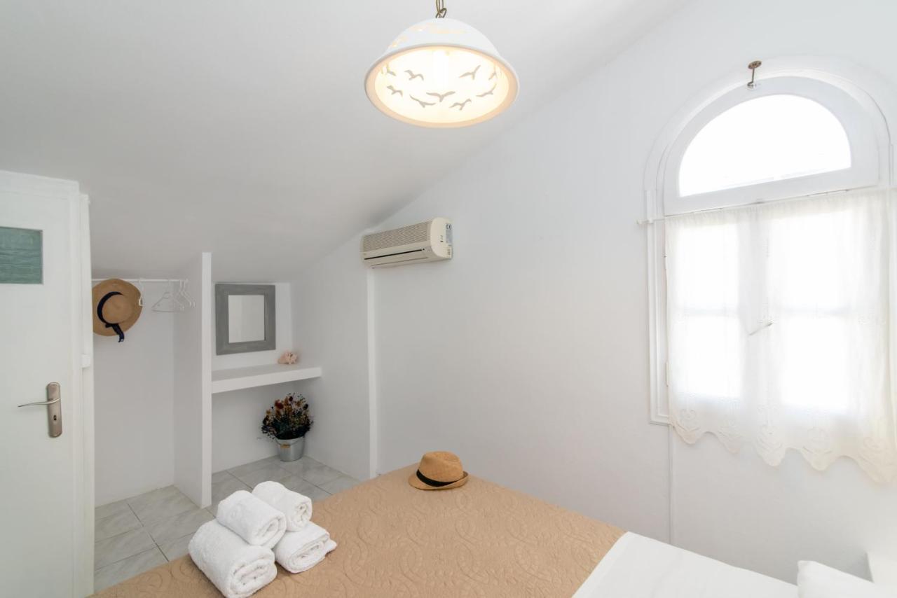 Kamara Apartment Тинос Екстериор снимка